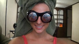 Femdom porn  GirlsGoneHypnotized – Hypno Glasses 5 – Victoria fetish 