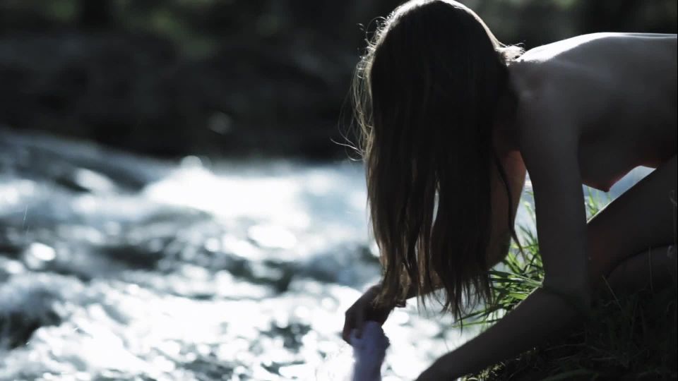 Iren Levy – La Reina de la Nieve (2013) HD 1080p - (Celebrity porn)