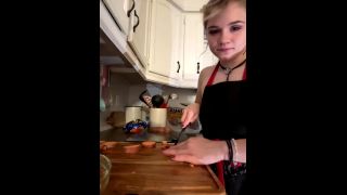 Teen Amy Quinn - The Amy Quinn - Family Album sc4 Amy Quinn