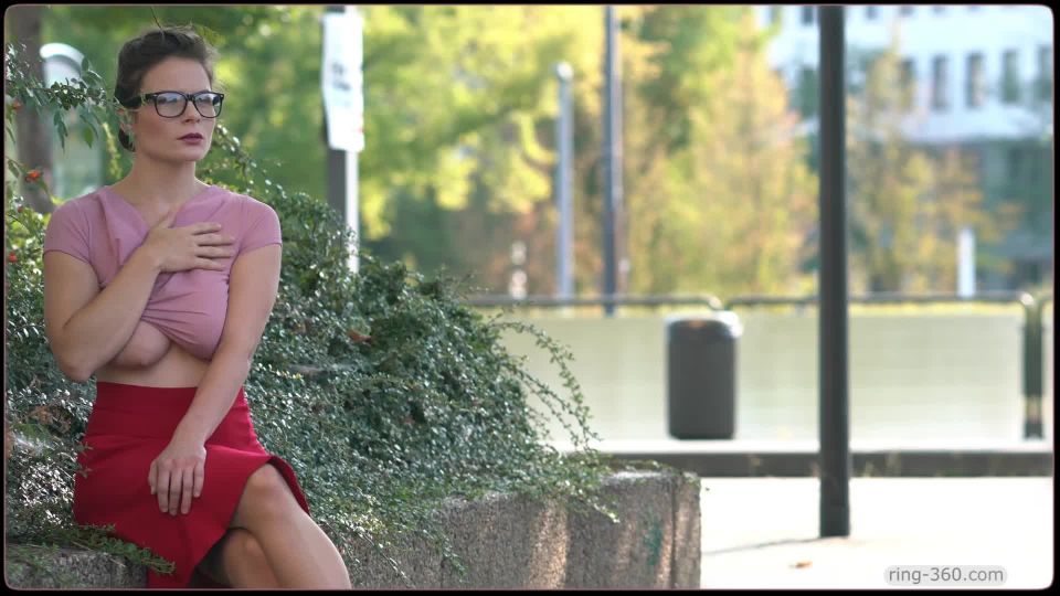 7194 Unbefangen public