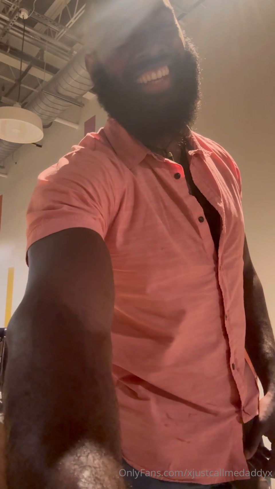 X sólo llama a la fuente de la media de 0hrn9yr672o3lt6n8jjp2