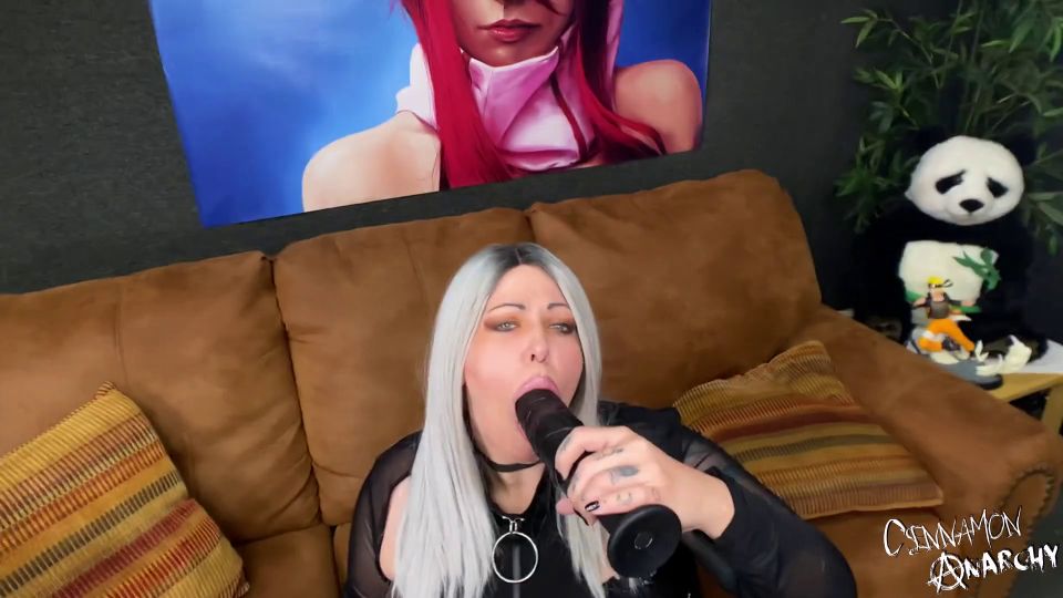 Canela anarquía humillando una polla blanca mientras chupando BBC hasta que me dan un gran juego facial (Bukkake porno)