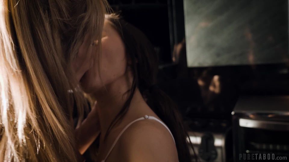 [GetFreeDays.com] Aiden Ashley Maya Woulfe - A Touch Of Envy real lesbian porn