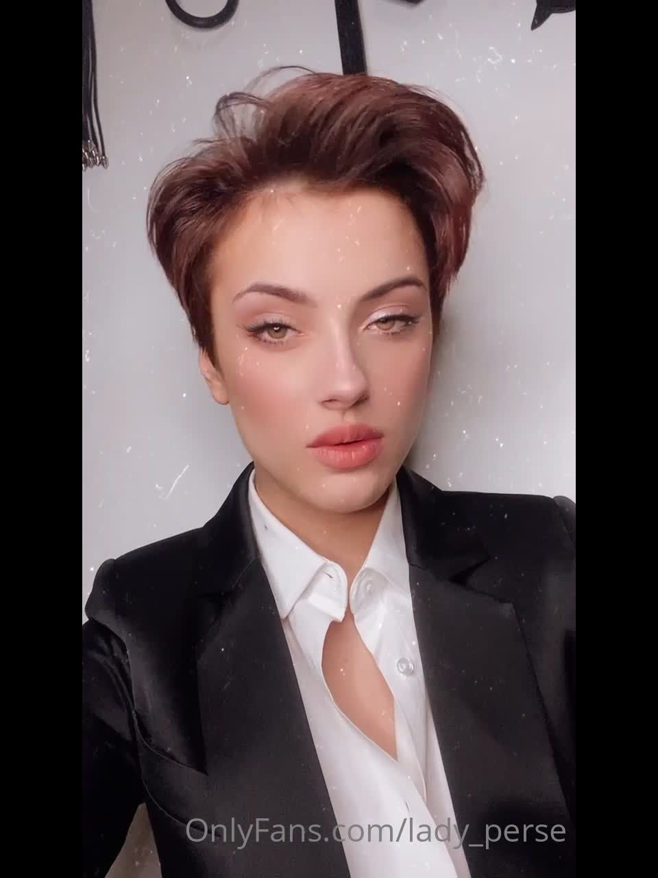 19 03 2021   What do you think about my new haircut  128