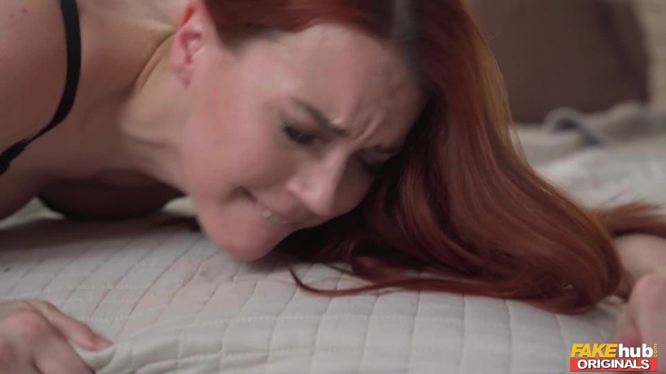 Charlie Red D Is For Discount (Amateur porn)