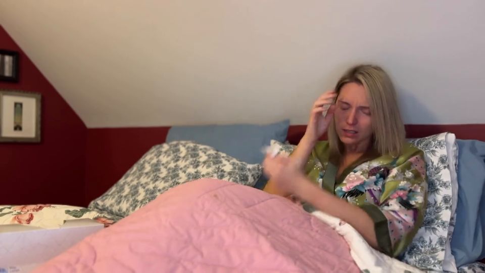 Sneezegoddess Sneezing With A 1012 Fever (Femdom porn)