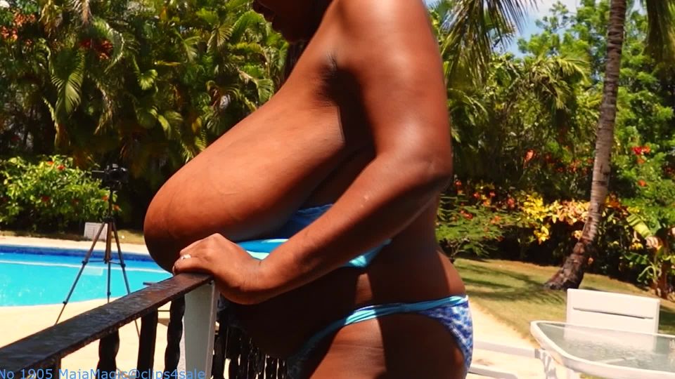 Maja conoce a miosotis y a Kristina parte 4 caliente doble titplay bajo el sol del Caribe - Solo