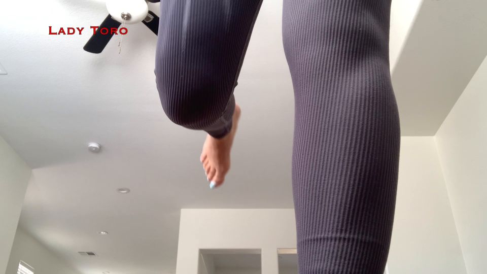 LADY TORO - Ballbusting Punishment.