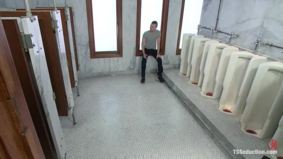 Chanel Couture & Mike Panic Download New Porn Video Fast ...