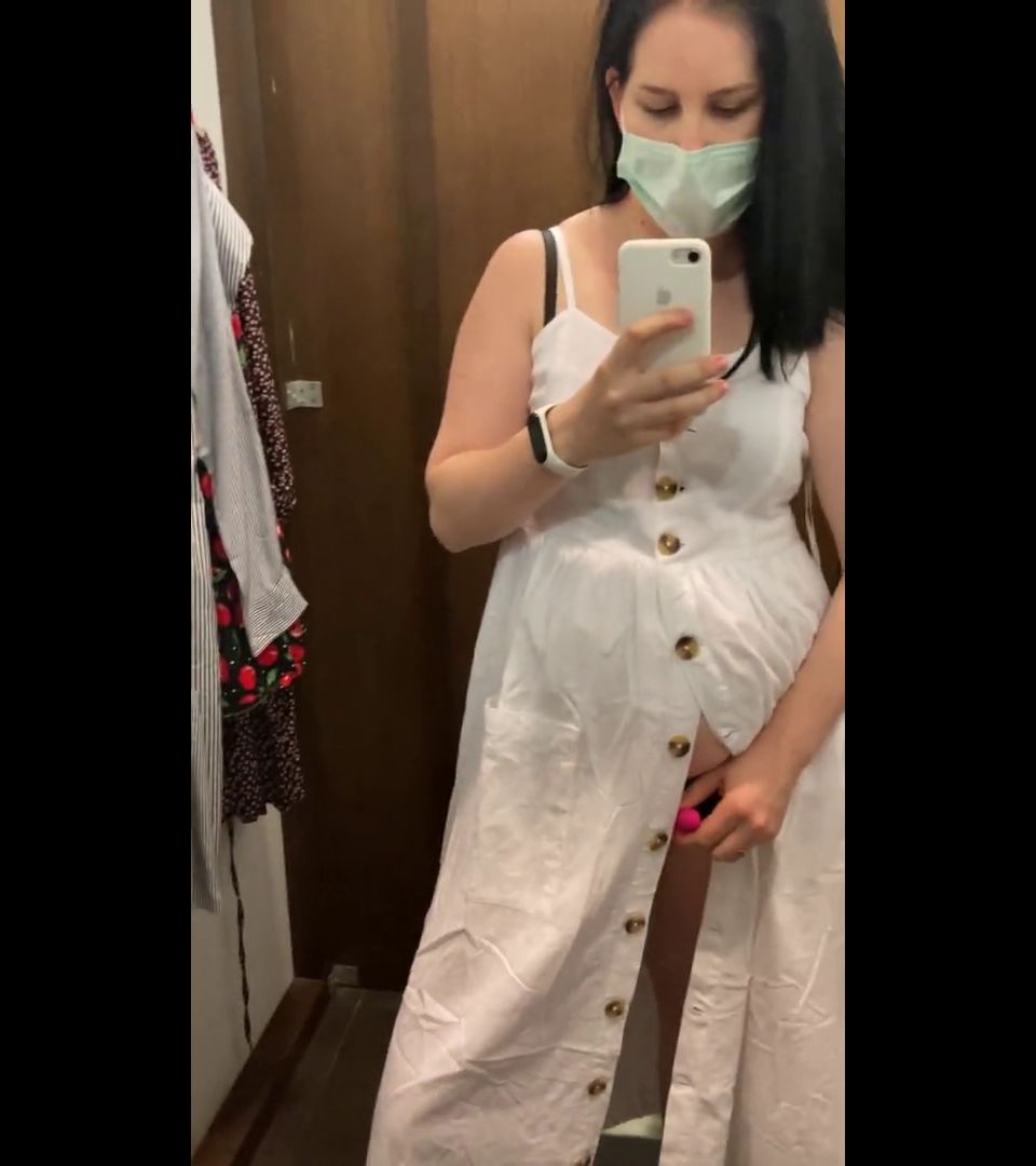 Video Pregnant Beauty Masturbates In a Clothing Store And Tries On ...