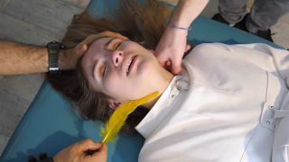 FrenchTickling – Psychiatric Tickling Therapy Series Patient 11 Lisabeth – Treatment 02 Tickling!