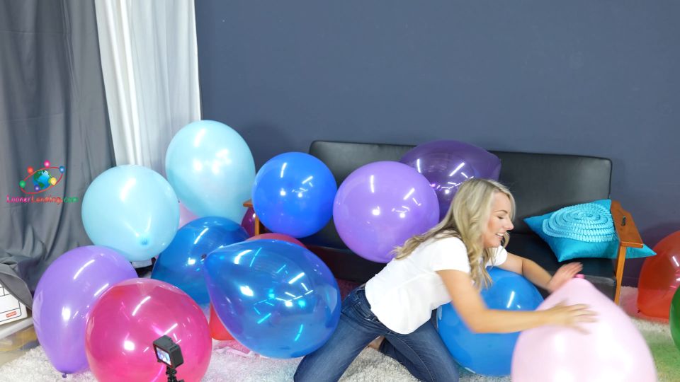 Custom Fetish - Bunny Fills Teases and Pin Pops Again - Fetish