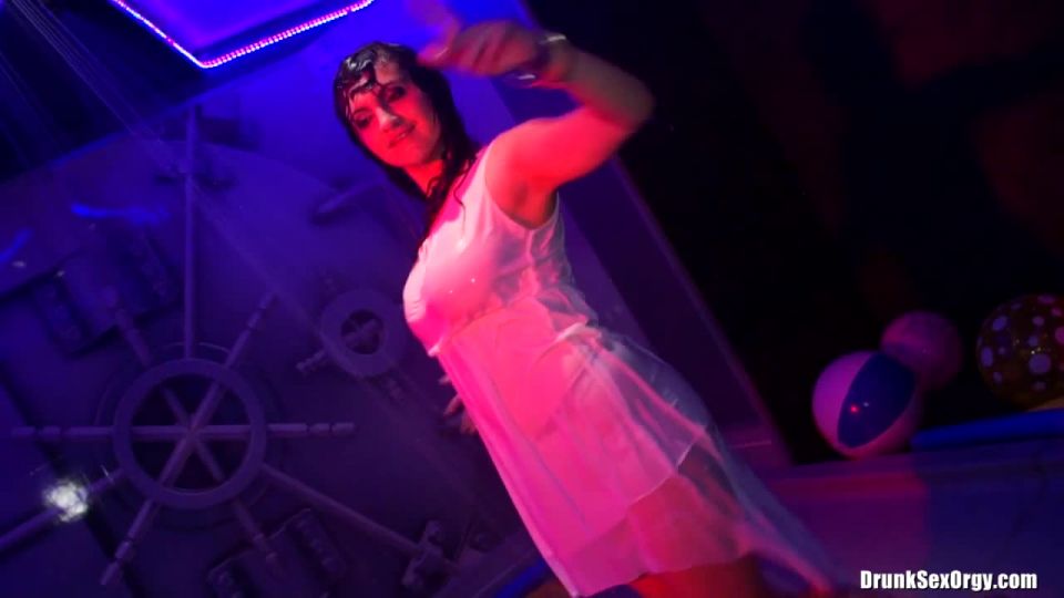 DrunkSexOrgy 2013 International Summer Lovin' 