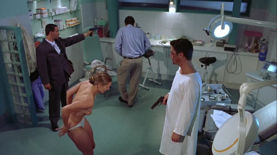 Maryam d’Abo, Peronella Van Kastel – The Point Men (2001) HD 720p - (Porno de Celebridad)