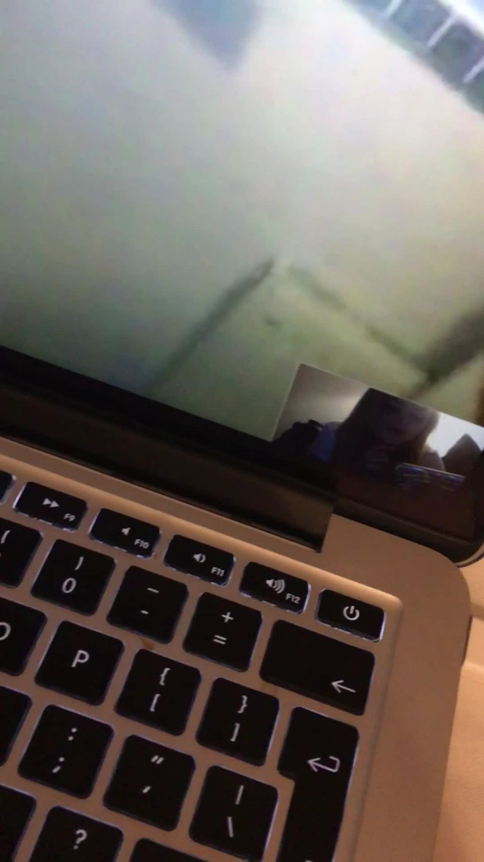 Miss Laura - mistresslaura11 () Mistresslaura - making loswr flush his wifes ugly boring and vanilla jewellery away becausei can 02-03-2017