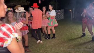 Yasmin Mineira 0hffq9lgm36qgk9zc5hlt fuente