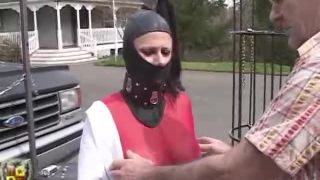 Casa de Gord19 07 26 Moxxie Maddron - Caja de camión de giro (instalación)