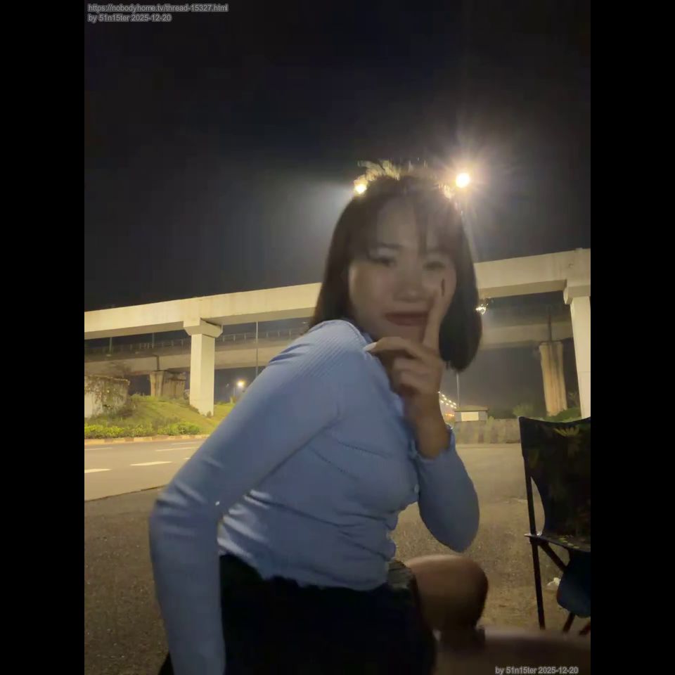 Emocionantes aventuras nocturnas: Parejas apasionadas en mamá intensa