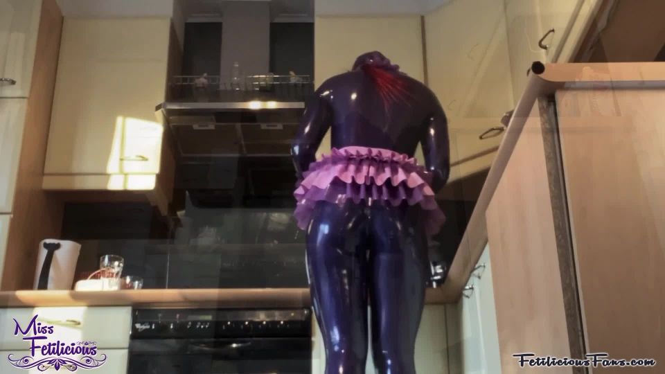 Látex Purple Fantasies (parte 1) Vista rápida Porn - New Sex...