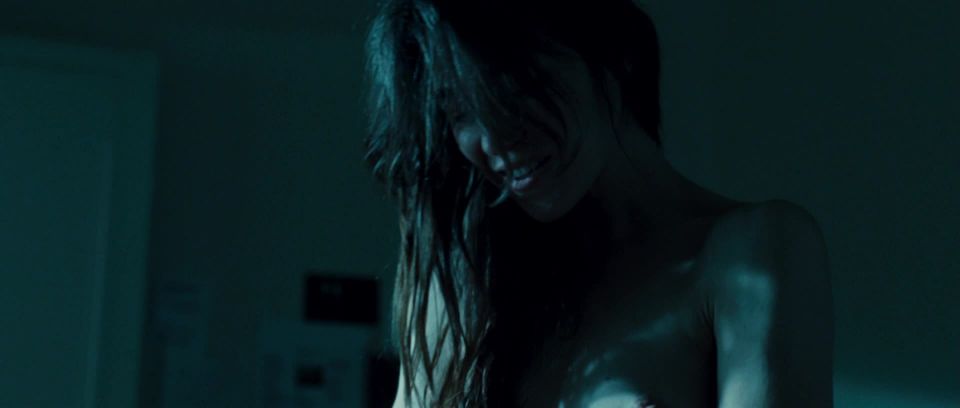 Charlotte Gainsbourg – Persecución (2009) HD 1080p - (Porno de Celebridad)