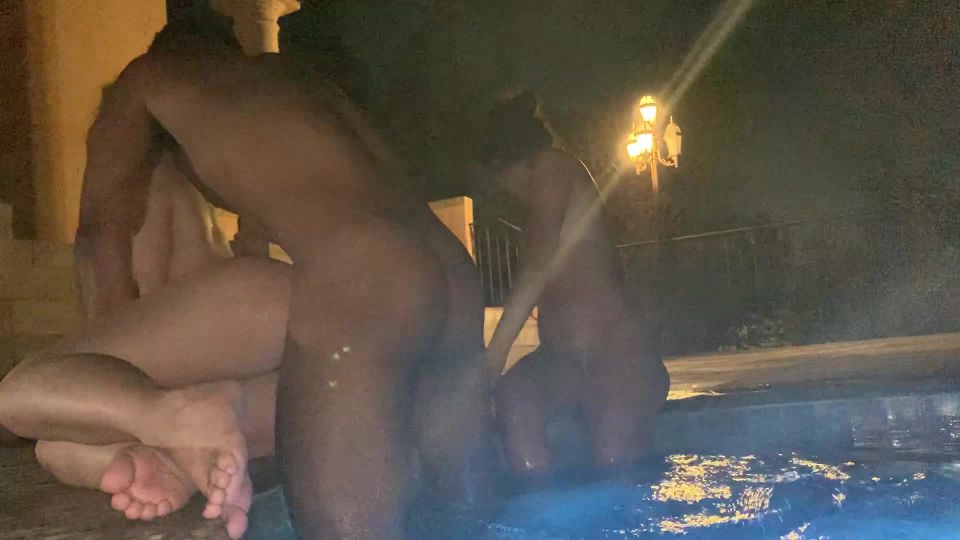 M@nyV1ds - Yourboyfcisco - Cuzzi TimeLena y Sophia