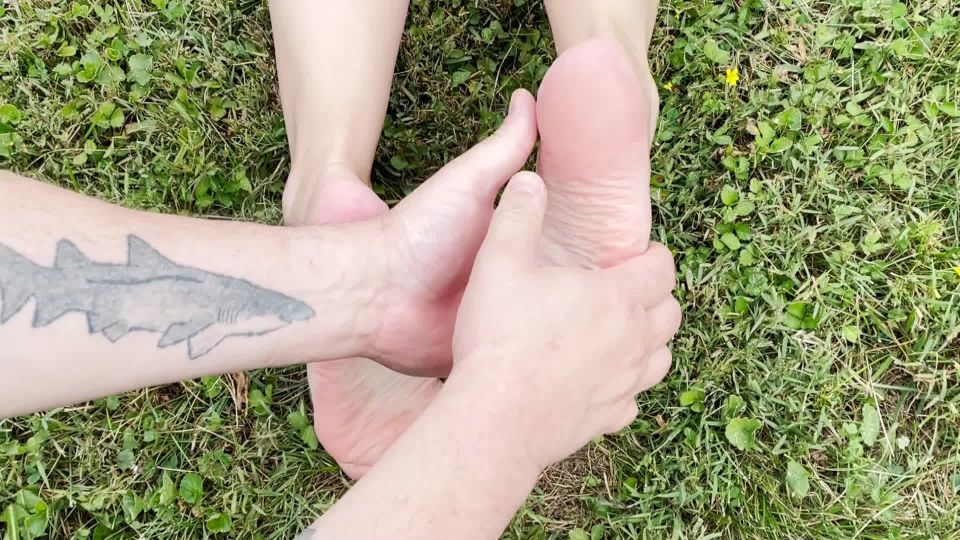 video gratis 16 Tickling Videos en los pies porno guantes de látex fetiche