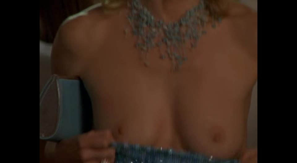 Kim Cattrall, Kristin Davis – Sex and the City s05e01 (2002)!!!