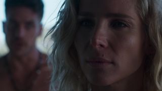 Bianca Saul, Elsa Pataky - Tidelands s01e03 (2018) HD 1080p!!!