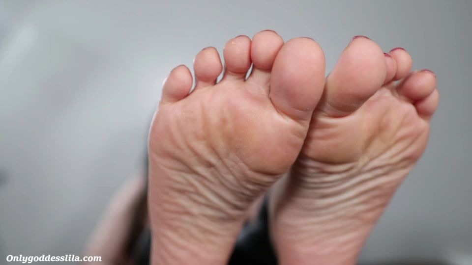 Goddess Lila - Stay Home Pay Feet - Handpicked Jerk - Off Instruction - Foot fetish