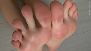 Legs – Leticia | feet | feet porn emma butt femdom