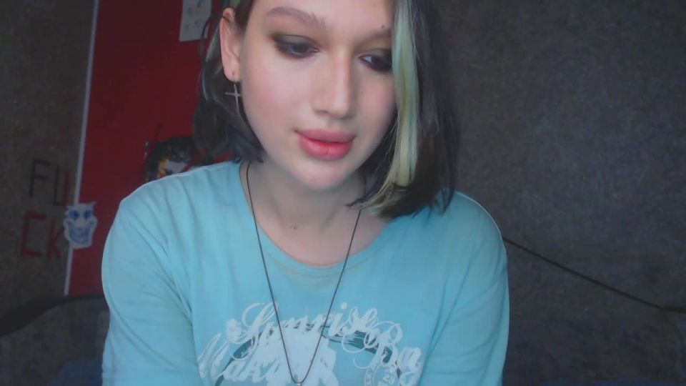 Shemale Webcams Video for May 02, 2021 – 19 Webcam!