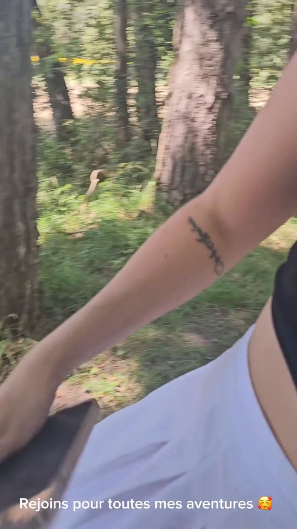 Anita Rover Gets Hardcore in French Forest Amateur