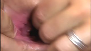 Bota de látex rubia perfecta Teenie es caliente después de profundo anal...