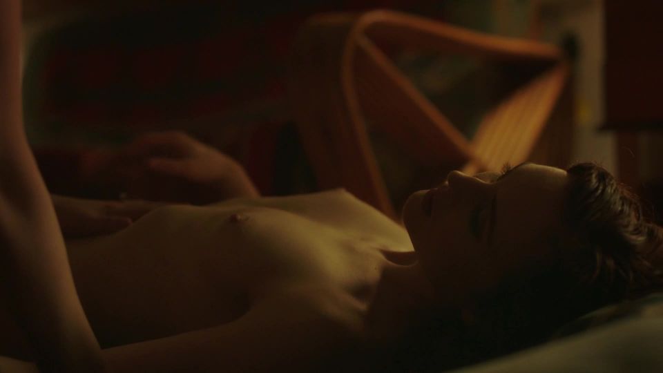 Shannon Collis, Emily Goss - Snapshots (2018) HD 1080p - (Celebrity porn)