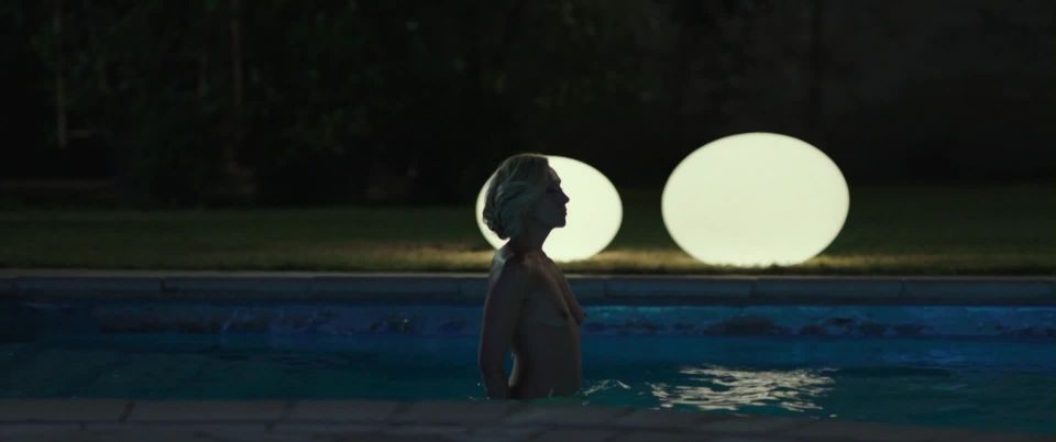 Toni Collette - Madame (2017) HD 1080p!!!