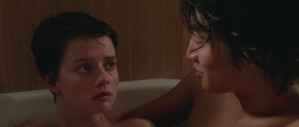 Pauline Etienne – Tokyo Fiancee (2014) HD 1080p!!!