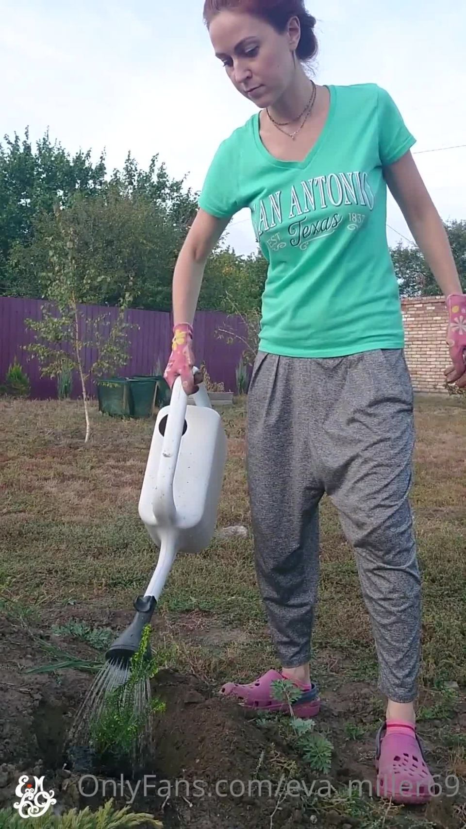 Eva Miller Kinky - eva miller13 () Evamiller - i am finishing season of planting really enjoy to do this my kind of a therapy for the b 20-10-2020