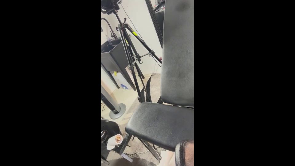 Acción Strapon: No hay palabras seguras Puttfuck Femdom POV FullHD Thril