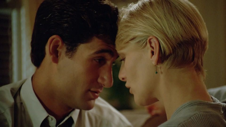 Andrea Thompson - NYPD Blue s05e01 (1997) HD 1080p!!!