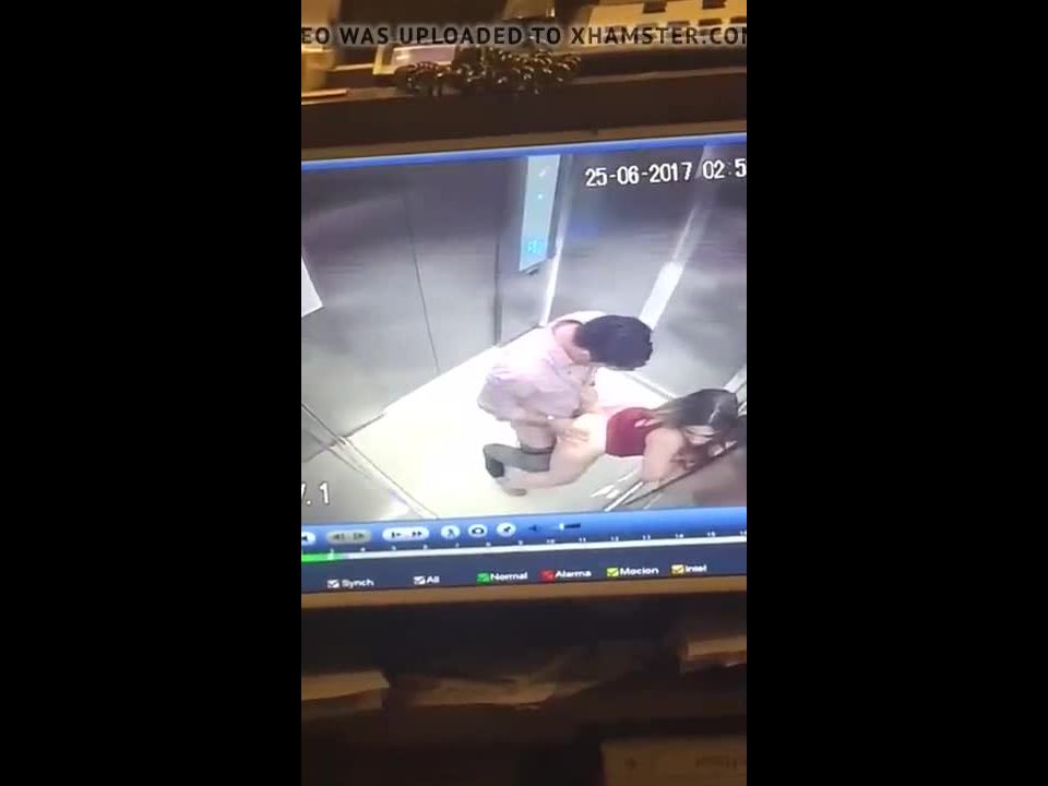 free video 45 Public sex teen - public sex - public 