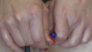 Biackangel estirando el coño, chorro y sonido uretral.