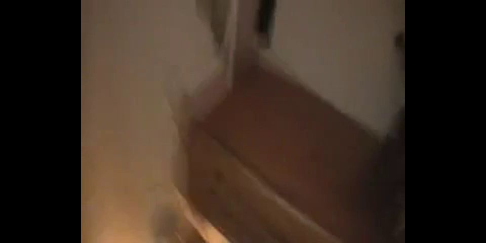 693306 La esposa de puta ama ser compartida.