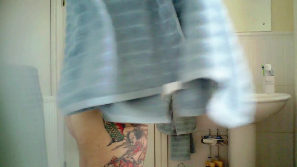 Shower_bathroom_1299