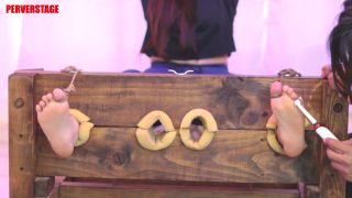 Foot Size 5 Stuck in the Stock Perverstage (Fetish porn)