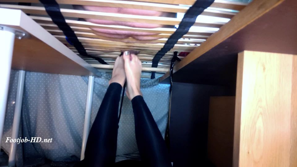 clip para adultos 6 Pelotas de pies ordeñados dos veces, inyección fetiche en el porno amateur