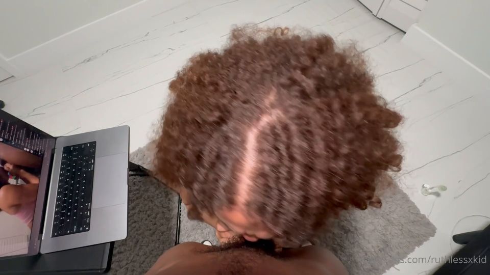 Willow Ryder - Hot Babe le da BJ a Lil D - Latina