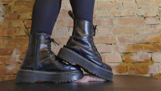 [K2S.CLUB] Mistress Dolores Slave - Sgt. Dolores BOOT CAMP - Hard Trampling Bootjob in Platform Dr. Martens - HD 720P