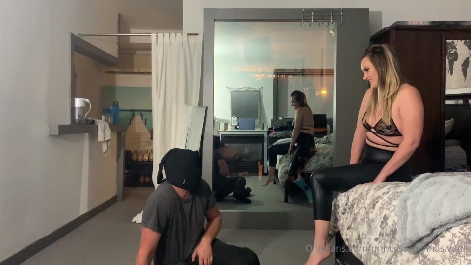 Ballbusting Pleasure Part 1 princess vienna 001