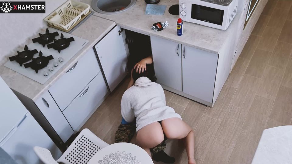 Alina Rai - Spy Cam Recorded How Wife Cheating With A Plumber Ultra HD/4K - Sexwife cuckold