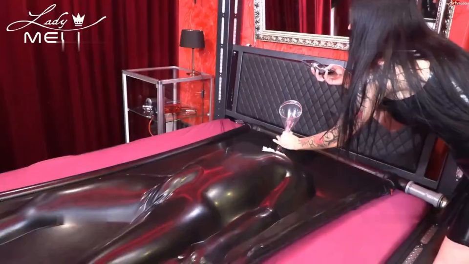 Lady-Meli's Extreme Latex & Vacuum Bed Fantasy [HD] 🌟